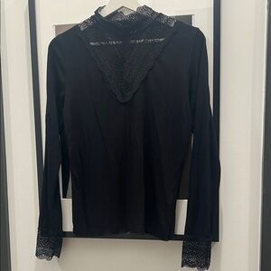 Elegant Black Lace Women's Longsleeve Size L